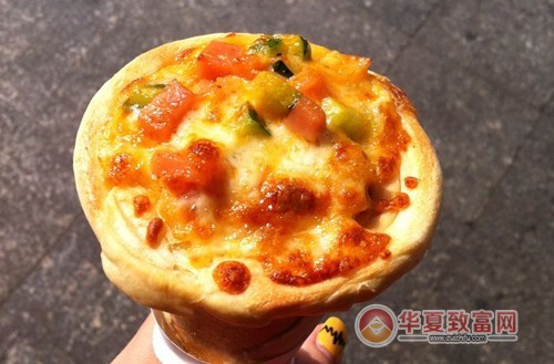 飞萨手握披萨加盟